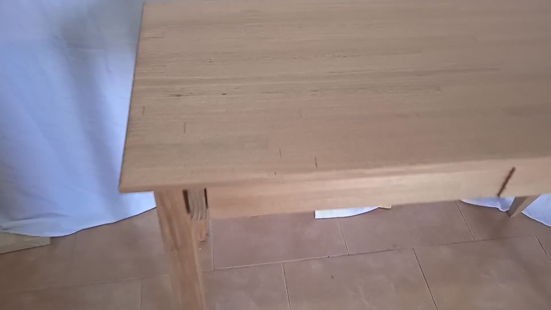 Escritorio Recibidor Aura Opaque